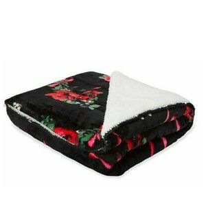 50x60🌹🎀 New Victorias Secret Sherpa Blanket